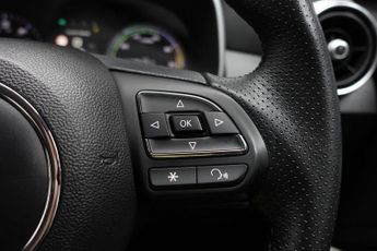 MG MG ZS 44.5kWh Excite SUV 5dr Electric Auto (143 ps)