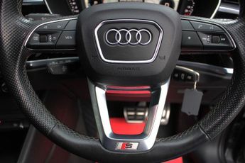 AUDI Q3 1.5 TFSI CoD 35 S line SUV 5dr Petrol S Tronic Euro 6 (s/s) (150