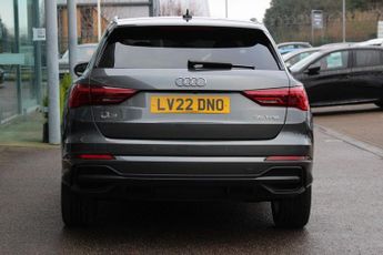 AUDI Q3 1.5 TFSI CoD 35 S line SUV 5dr Petrol S Tronic Euro 6 (s/s) (150