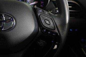 TOYOTA C-HR 1.8 VVT-h Design CVT Euro 6 (s/s) 5dr