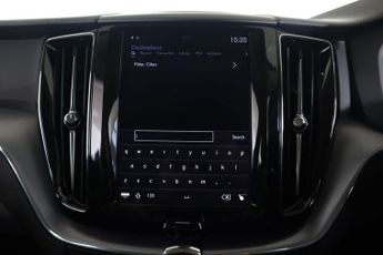 VOLVO XC60 2.0 B4 MHEV Momentum Pro Auto AWD Euro 6 (s/s) 5dr