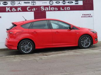 FORD FOCUS 1.0T EcoBoost ST-Line Hatchback 5dr Petrol Auto Euro 6 (s/s) (12
