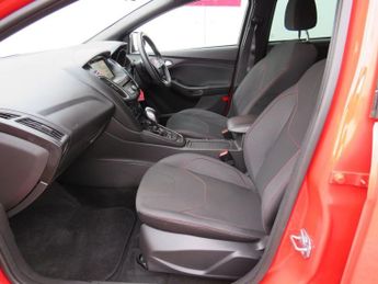 FORD FOCUS 1.0T EcoBoost ST-Line Hatchback 5dr Petrol Auto Euro 6 (s/s) (12