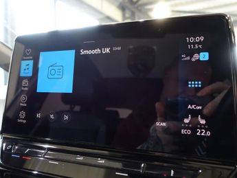 VOLKSWAGEN ID.3 Pro 58kWh Family Hatchback 5dr Electric Auto (145 ps)