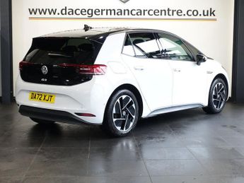 VOLKSWAGEN ID.3 Pro 58kWh Family Hatchback 5dr Electric Auto (145 ps)