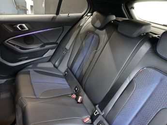 BMW 1 SERIES 1.5 118i M Sport (LCP) Hatchback 5dr Petrol DCT Euro 6 (s/s) (13