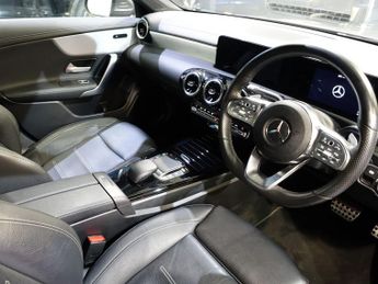 MERCEDES-BENZ CLA 1.3 CLA180 AMG Line Coupe 4dr Petrol 7G-DCT Euro 6 (s/s) (136 ps