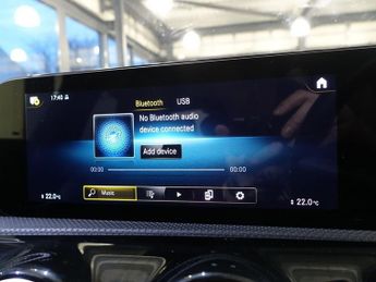 MERCEDES-BENZ CLA 1.3 CLA180 AMG Line Coupe 4dr Petrol 7G-DCT Euro 6 (s/s) (136 ps