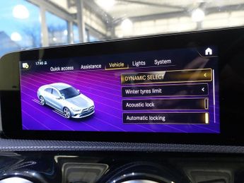 MERCEDES-BENZ CLA 1.3 CLA180 AMG Line Coupe 4dr Petrol 7G-DCT Euro 6 (s/s) (136 ps