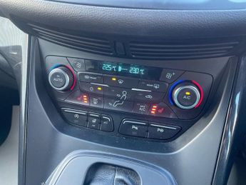 FORD KUGA 1.5T EcoBoost ST-Line SUV 5dr Petrol Auto AWD Euro 6 (s/s) (182 