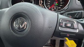VOLKSWAGEN GOLF AUTOMATIC 1.6 TDI Match Hatchback 5dr Diesel DSG Euro 5 (105 ps)