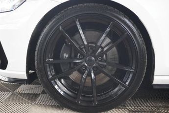 VOLKSWAGEN GOLF 2.0 TSI R Estate 5dr Petrol DSG 4Motion Euro 6 (s/s) (300 ps)