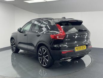 VOLVO XC40 2.0 D4 R-Design Pro SUV 5dr Diesel Auto AWD Euro 6 (s/s) (190 ps