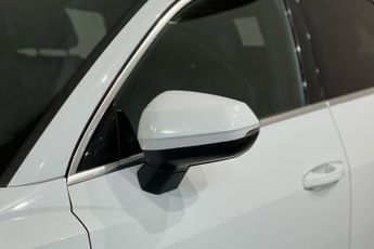 AUDI Q3 1.5 TFSI CoD 35 S line Sportback 5dr Petrol S Tronic Euro 6 (s/s