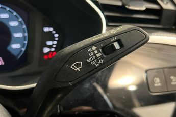 AUDI Q3 1.5 TFSI CoD 35 S line Sportback 5dr Petrol S Tronic Euro 6 (s/s