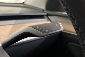 TESLA MODEL Y Long Range SUV 5dr Electric Auto RWD (346 ps) 19In Alloys, AutoP