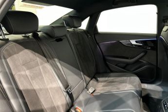 AUDI A4 2.0 TFSI 35 Black Edition Saloon 4dr Petrol S Tronic Euro 6 (s/s