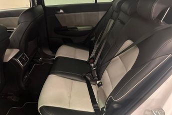 KIA SPORTAGE 1.6 CRDi MHEV GT-Line SUV 5dr Diesel Hybrid DCT Euro 6 (s/s) (13