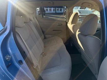 NISSAN LEAF 24kWh Hatchback 5dr Electric Auto (107 bhp)