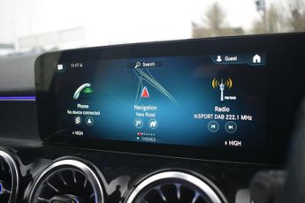 MERCEDES-BENZ GLB 1.3 GLB200 MHEV AMG Line (Executive) SUV 5dr Petrol Hybrid 7G-DC