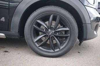 MINI COUNTRYMAN 2.0 Cooper D SUV 5dr Diesel Auto ALL4 Euro 5 (112 ps)
