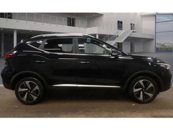 MG MG ZS 72.6kWh Trophy Connect Long Range SUV 5dr Electric Auto (156 ps)