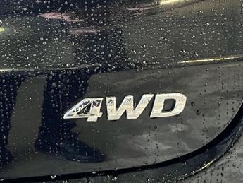 HYUNDAI IX35 2.0 CRDi Premium SUV 5dr Diesel Auto 4WD Euro 5 (184 ps)