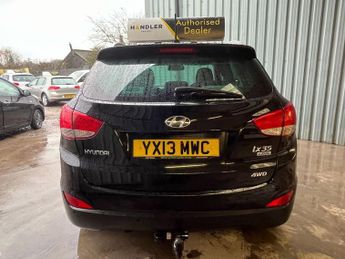 HYUNDAI IX35 2.0 CRDi Premium SUV 5dr Diesel Auto 4WD Euro 5 (184 ps)