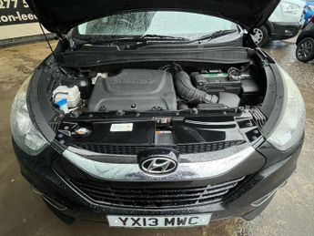 HYUNDAI IX35 2.0 CRDi Premium SUV 5dr Diesel Auto 4WD Euro 5 (184 ps)