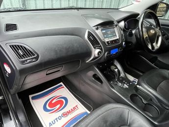 HYUNDAI IX35 2.0 CRDi Premium SUV 5dr Diesel Auto 4WD Euro 5 (184 ps)
