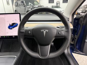 TESLA Model 3 (Dual Motor) Long Range Saloon 4dr Electric Auto 4WDE (346 ps)