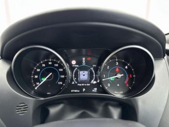 JAGUAR F-PACE 3.0 D300 V6 S SUV 5dr Diesel Auto AWD Euro 6 (s/s) (300 ps)