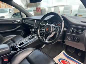 PORSCHE MACAN 2.0T SUV 5dr Petrol PDK 4WD Euro 6 (s/s) (245 ps)