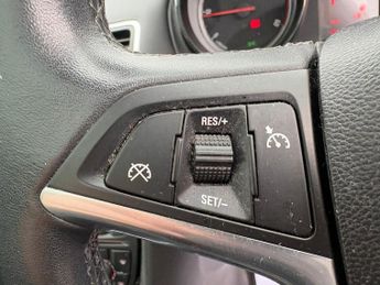 VAUXHALL MERIVA 1.7 CDTi SE MPV 5dr Diesel Auto Euro 5 (110 ps)