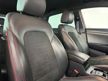 HYUNDAI TUCSON 1.6 CRDi MHEV N Line SUV 5dr Diesel Hybrid DCT Euro 6 (s/s) (136