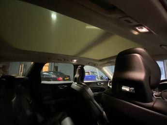 VOLVO XC60 2.0 D4 Momentum Pro SUV 5dr Diesel Auto AWD Euro 6 (s/s) (190 ps