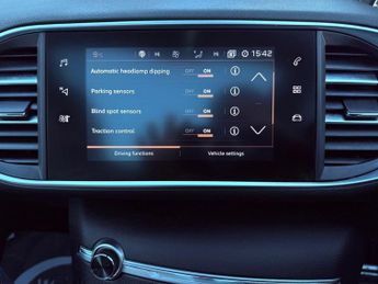 PEUGEOT 308 SW 1.2 PureTech Tech Edition Estate 5dr Petrol EAT Euro 6 (s/s) (13