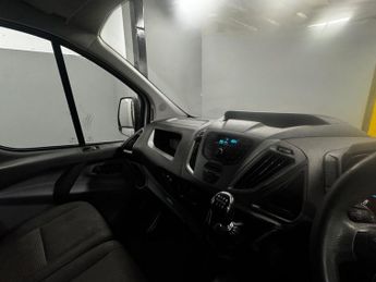 FORD TRANSIT CUSTOM 2.0 TDCi 290 Panel Van 5dr Diesel Manual L1 H1 (163 g/km, 104 bh