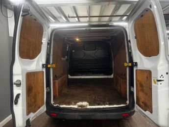 FORD TRANSIT CUSTOM 2.0 TDCi 290 Panel Van 5dr Diesel Manual L1 H1 (163 g/km, 104 bh
