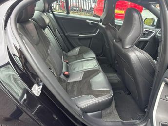 VOLVO S60 2.0 T4 R-Design Nav Saloon 4dr Petrol Auto Euro 6 (s/s) (190 ps)