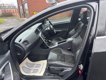 VOLVO S60 2.0 T4 R-Design Nav Saloon 4dr Petrol Auto Euro 6 (s/s) (190 ps)