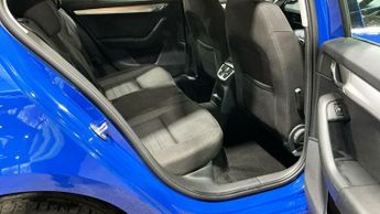 SKODA OCTAVIA 1.0 TSI GPF SE Technology Hatchback 5dr Petrol DSG Euro 6 (s/s) 