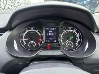 SKODA OCTAVIA 1.0 TSI GPF SE Technology Hatchback 5dr Petrol DSG Euro 6 (s/s) 