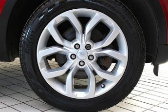 LAND ROVER DISCOVERY SPORT 2.0 TD4 HSE SUV 5dr Diesel Auto 4WD Euro 6 (s/s) (180 ps)