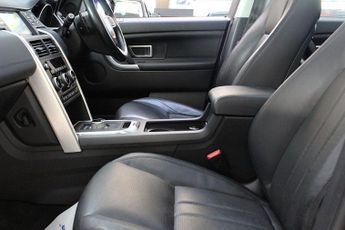 LAND ROVER DISCOVERY SPORT 2.0 TD4 HSE SUV 5dr Diesel Auto 4WD Euro 6 (s/s) (180 ps)