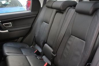 LAND ROVER DISCOVERY SPORT 2.0 TD4 HSE SUV 5dr Diesel Auto 4WD Euro 6 (s/s) (180 ps)