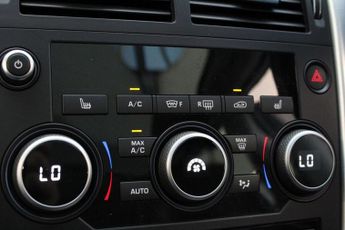 LAND ROVER DISCOVERY SPORT 2.0 TD4 HSE SUV 5dr Diesel Auto 4WD Euro 6 (s/s) (180 ps)