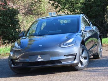 TESLA Model 3 Standard Range Plus Auto RWD 4dr