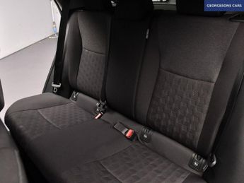 TOYOTA YARIS 1.5 VVT-h Design Hatchback 5dr Petrol Hybrid E-CVT Euro 6 (s/s) 