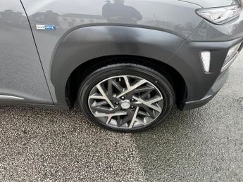HYUNDAI KONA 1.6 h-GDi Premium SUV 5dr Petrol Hybrid DCT Euro 6 (s/s) (141 ps
